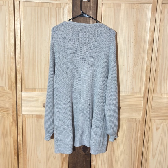 Elegant Gray/Blueish Cardigan - Picture 5 of 5